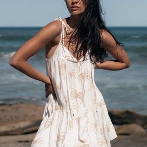 Petal & Pup Tan and White Beach Coverup